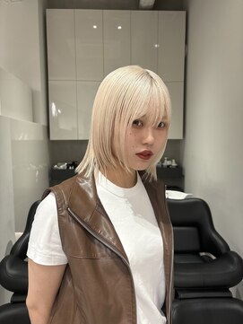 ソル 栄矢場町(SOL) ホワイトブロンド