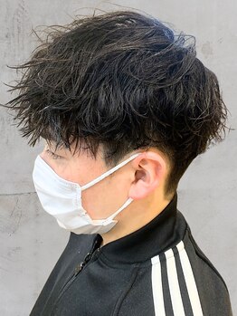 ビューティースペースラルジュヘアー(Beauty Space Large hair)の写真/ツイスト・スパイラルの流行パーマや定番カットも自慢の技術でONとOFFもオシャレにキマるスタイルご提案♪