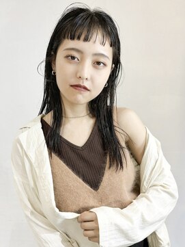 イル(ill) ロング ブリーチなし オン眉 大須