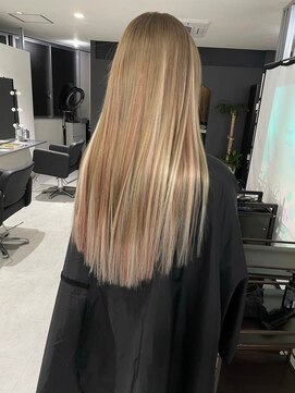 キング(K!ng) 縮毛矯正髪質改善ハイライトレイヤーカット枚方美容室エクステ