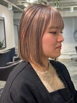 イリ 大阪(ili)&nbsp;ハイライトカラーミルクティーベージュレイヤーカット