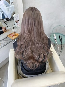ソルア(soLua) 【岐阜市/髪質改善】寒色ミルクティーベージュ/ブリーチあり