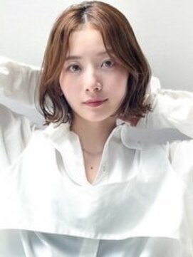 ルーチェ 府中(Luce) ひし形シルエット 小顔ウルフレイヤー ナチュラルグラデーション