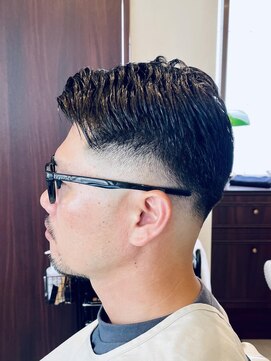 グレイスフルバーバーロンドン 大宮店(Graceful Barber London) 【30代 男性】ロンドン七三スキンフェード(大宮/バーバー)
