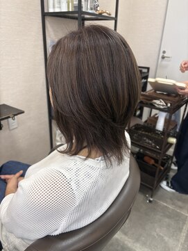 バセット バイ アルター 鎌取店(basset by aL-ter) ミルクティーブロンド/ダークブルー/デジタルパーマ/鎌取