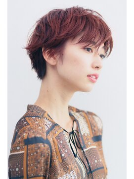 レガーレ(Legare) [緩めパーマの}女性らしい秋色ショート