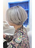 ホワイト×ショート