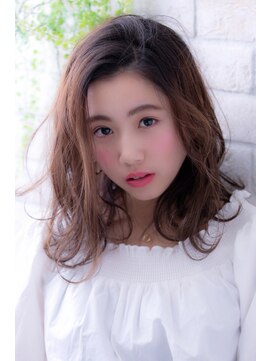 ヘアーアートシフォン 池袋西口店(Hair art chiffon) 3Dカラーオリーブアッシュ似合わせカットふわミディボブディ