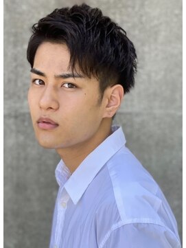 フランクスバーバー アンド ビアークラブ(FRANK'S BARBER and BEER CLUB) ランダムパーマ 束感カットコンマバングショートマッシュ