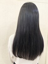 ラビスモア(Lovis moa)&nbsp;魅力倍増カール/セミディ/シアーカラー/ダークアッシュ/姫カット