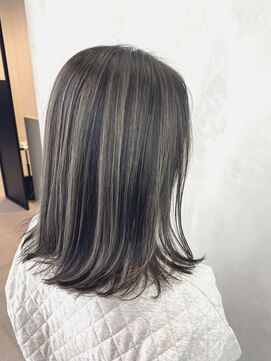 ムク(MUK) グレージュハイライト