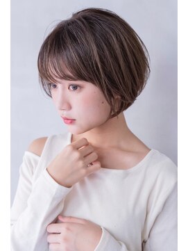 エイミー(Aimee) Aimee 町田  大人可愛い小顔ショート×艶グレージュ