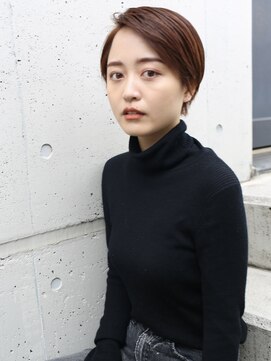 バース(BIRTH) 天神【BIRTH】チェリーブラウン×モード× ユニセックス