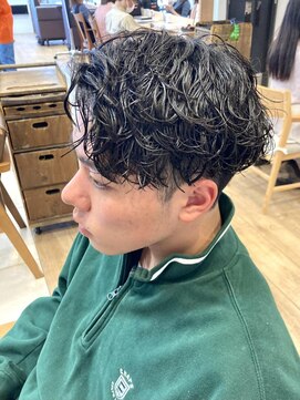 ペイジバイネオリーブ 吉祥寺店(Paige by Neolive) 前髪かき上げ　メンズパーマ　ツイスパ波巻きパーマ