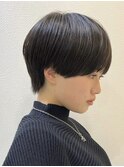 大人マッシュショート丸みショート黒髪ショートベリーショート