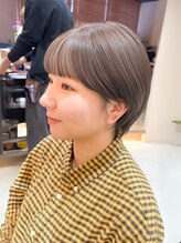 《普通のショートに飽きた方にオススメ》ショートボブを映えさせるブリーチカラーデザイン＊