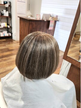 ジーウィズヘアー(G-with hair) ハイライト+ボブ