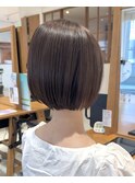 前下がりボブ 切りっぱなしボブ ショートボブ 縮毛矯正 美髪