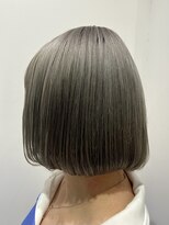 イメージア ボーノ相模大野店(IMAGE-A)&nbsp;【相模大野カラー】透明感が際立つシルバーグレーボブ