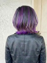 エノア 東京(ENORE)&nbsp;紫ハイライト×暗髪で上品なおしゃれ感