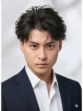 AI TOKYO+Sea MEN'S横浜 MEN'Sパーマ/MEN'Sカット【アイトーキョープラスシーメンズ】 センターパート/コンマバング/フェザー/毛流れ