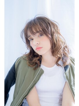 ヴァンクシー バイ ルナ(VANKCY by Luna) 簡単 パーマ ゆるふわ 柔らか 優しい シースルーバング ベージュ