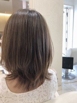 イコール 銀座(equal) くびれヘア/ビタミンカラー/メルティカラー[銀座/髪質改善]