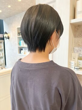 キャアリー(Caary) 福山市美容室Caary人気 スッキリ丸み可愛い冬ショートヘア