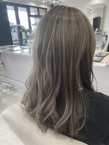 ベチバー(Vetiver)&nbsp;ロング× アッシュグレージュ