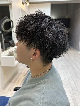 ベル(Belle) ～波巻きツイストスパイラルパーマ～