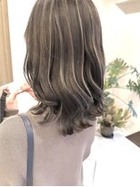 バーベナ(VERBENA)&nbsp;【VERBENA】グレージュのコントラストハイライト