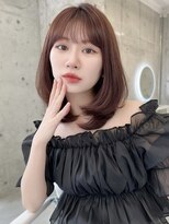 エヌアイ オモテサンドウ(ni omotesando) シースルーバングピンクカラー韓国ボブ内巻きボブ【肥田亜沙美