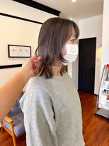 スリーバイザサロン(THREE by the salon)&nbsp;グレージュカラー×レイヤーカット