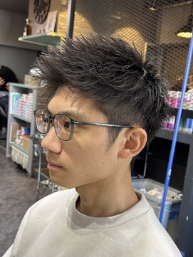 ダイスセカンドフロア(DIECE 2’nd Flor) ツーブロ爽やかショート