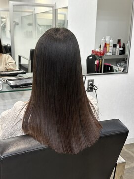 グロウオモロマチ(GLOW OMOROMACHI) GLOW#ロング#ストレート#髪質改善#艶髪