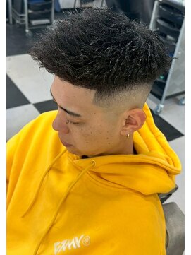 ダイス 岡本 摂津本山(Dice) ツイストパーマ　フェード