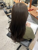 カリネバイフィエル(CALINER by Fier) ほんのりオリーブベージュ◎
