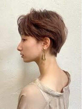 ハーベストガーデン(HARVEST GARDEN) 外国人風耳だしショート