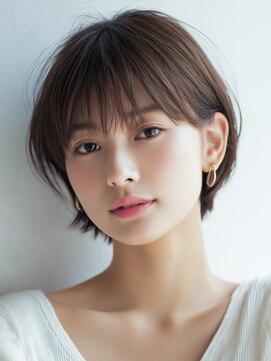 コンフィー(comfy) 抜け感透明感ショート