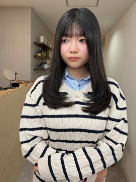 品よくまとまる!重ためレイヤーカット/韓国・黒髪・グレージュ