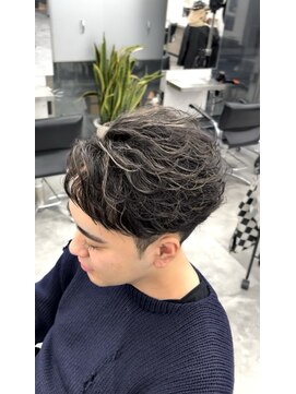 オム ブランシェ(HOMME BLANCHE’) 【Ryo】フェザーパーマベージュハイライト