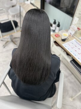 アチェロ(Acero.) 韓国風レイヤー×前髪長め×20代グレージュ