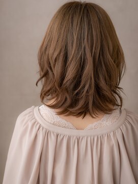 カバーヘア ブリス 志木南口駅前店(COVER HAIR bliss) ミルクティーブロンドウルフカットクラゲヘアーA8志木20代30代