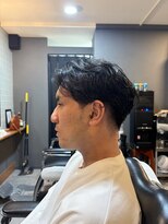 ザ ブライト バーバー(The BRIGHT BARBER)&nbsp;センターパート　ニュアンスパーマ
