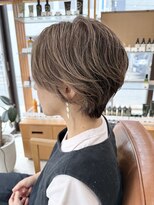 トリッカアヴェダ(tricca AVEDA) 大人ショート/ブラウンベージュ/ブリーチカラー