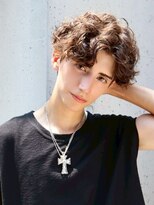 ルーシー 名古屋栄(LUCEY) センターパートニュアンスパーマフェザーパーマ波巻きパーマ
