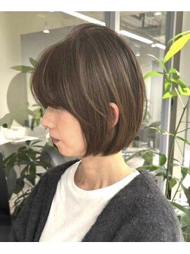 ジービージー(GBG) くびれショートボブ40代50代グレイカラー白髪染め白髪ぼかし