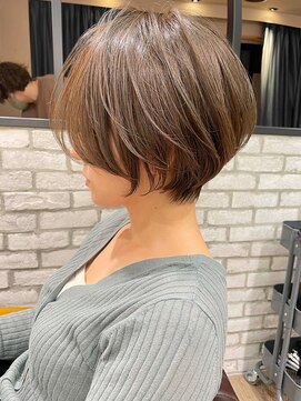 バンプ ギンザ(BUMP GINZA) 30、40代にオススメ☆絶壁解消×大人ショート【安野】