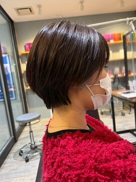 トレ(tre.) 甲子園口/髪質改善/白髪染め/ショート/酸性ストレート