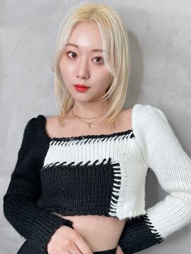 グロー 大宮(GLROW) ◆ 韓国大宮顔周り髪質改善レイヤー前髪カットくびれブリーチ